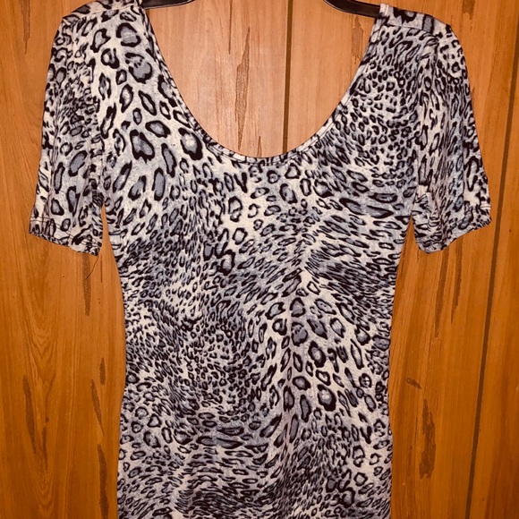 Cheetah dress - Picture 2 of 4